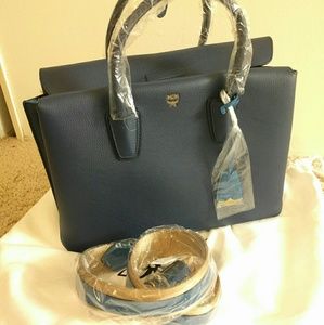 MCM Large Milla Leather Tote Navy